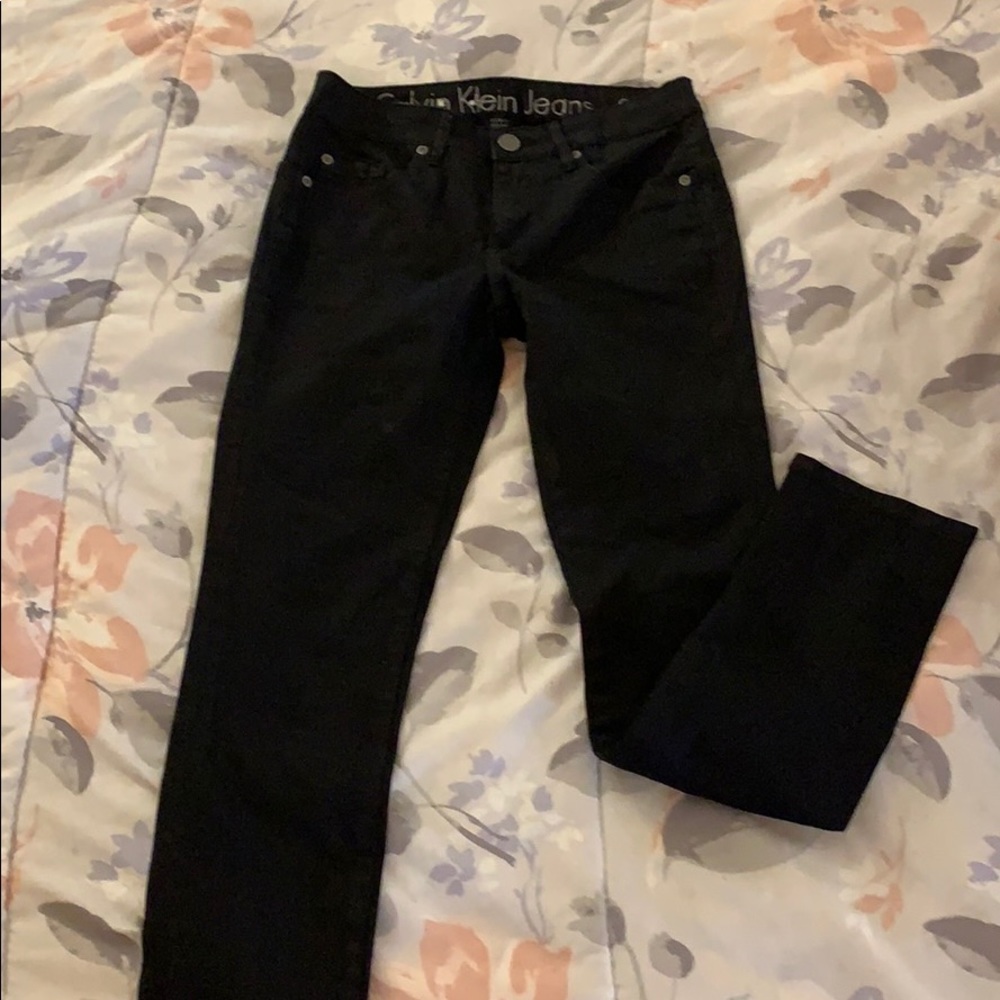 Calvin Klein | Curvy Skinny Black Jeans